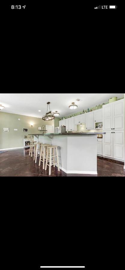 Appartamento Little House On The Corner Livingston Esterno foto