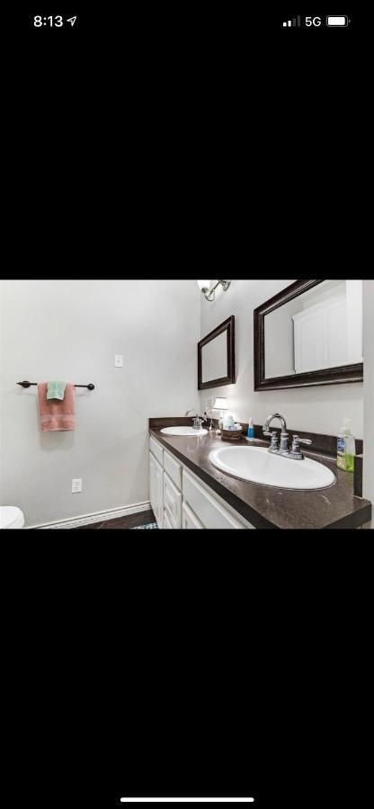 Appartamento Little House On The Corner Livingston Esterno foto