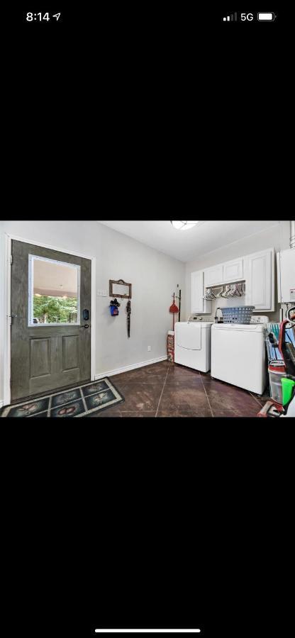 Appartamento Little House On The Corner Livingston Esterno foto